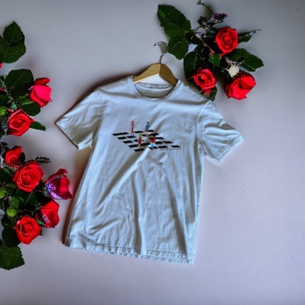 ARMANI EXCHANGE LOGO 4PEOPLE WALKING ON SQUARE CONTRASTING LOGO' T-SHIRT size M - Picture 4 of 16